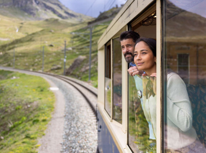 0015_Salonwagen auf der Berninalinie_1